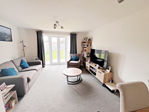 Living Room- click for photo gallery